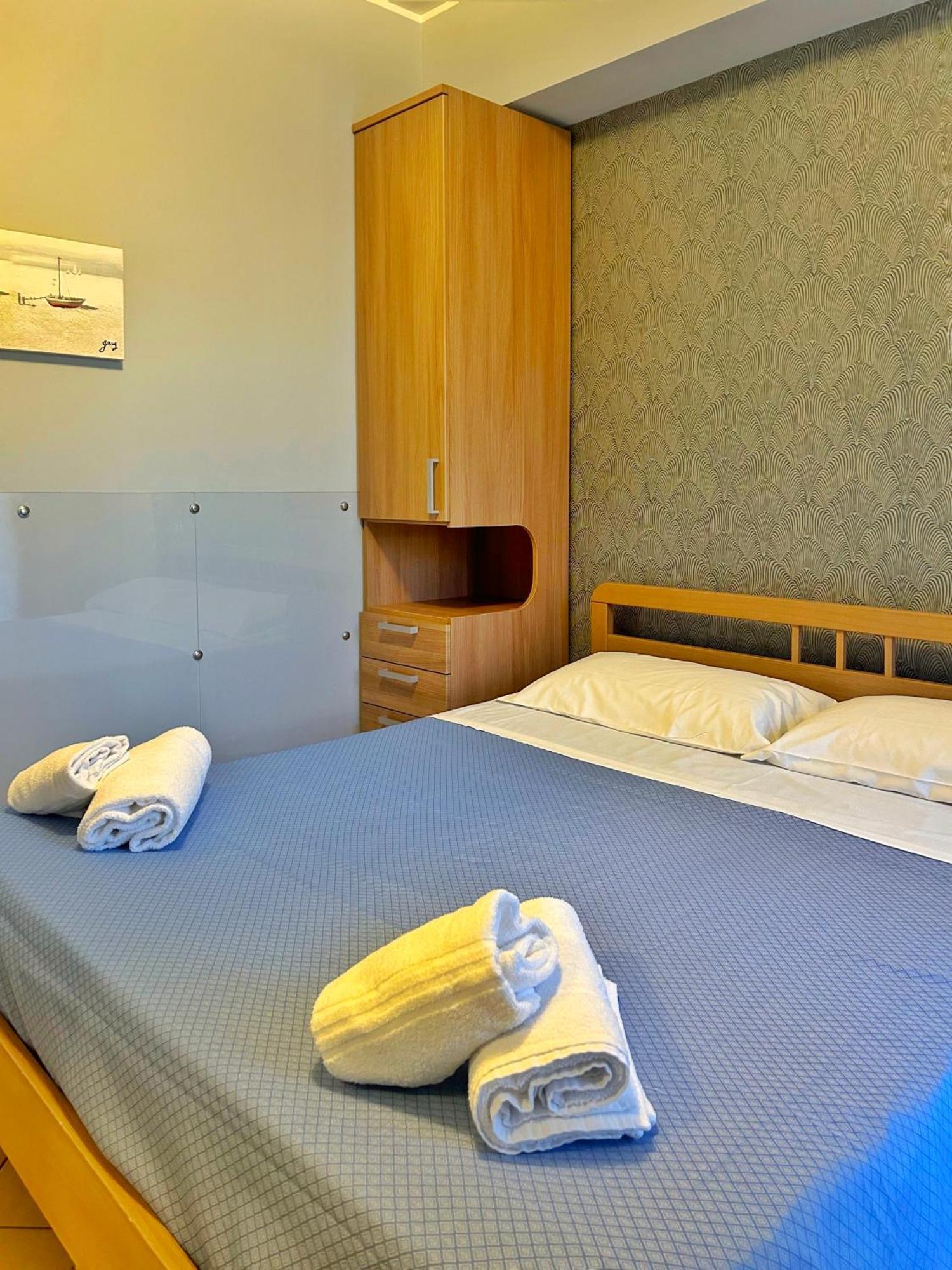 Bed and Breakfast La Piazzetta Giardini-Naxos Exterior foto