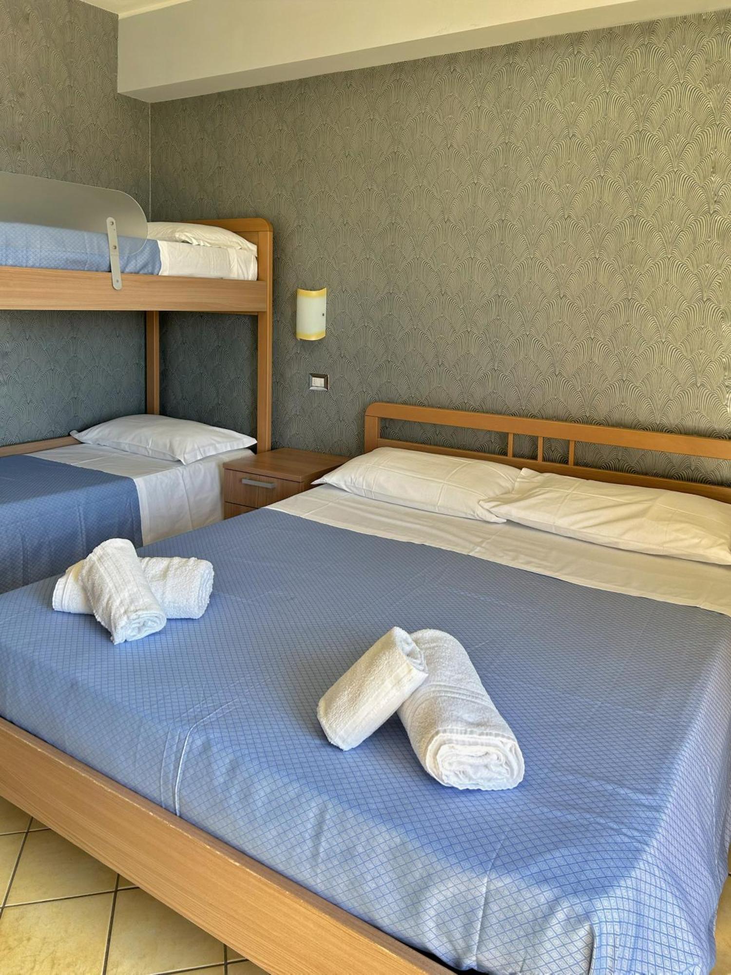 Bed and Breakfast La Piazzetta Giardini-Naxos Exterior foto