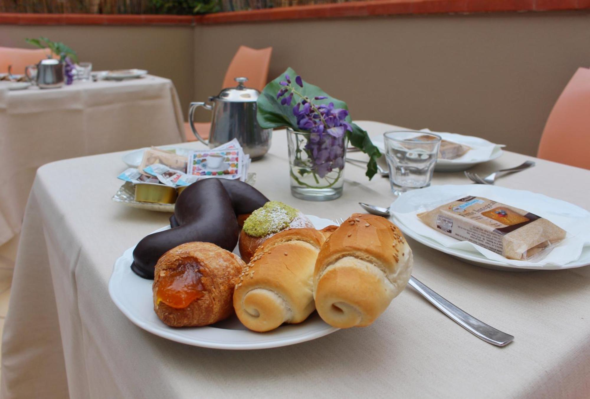 Bed and Breakfast La Piazzetta Giardini-Naxos Exterior foto