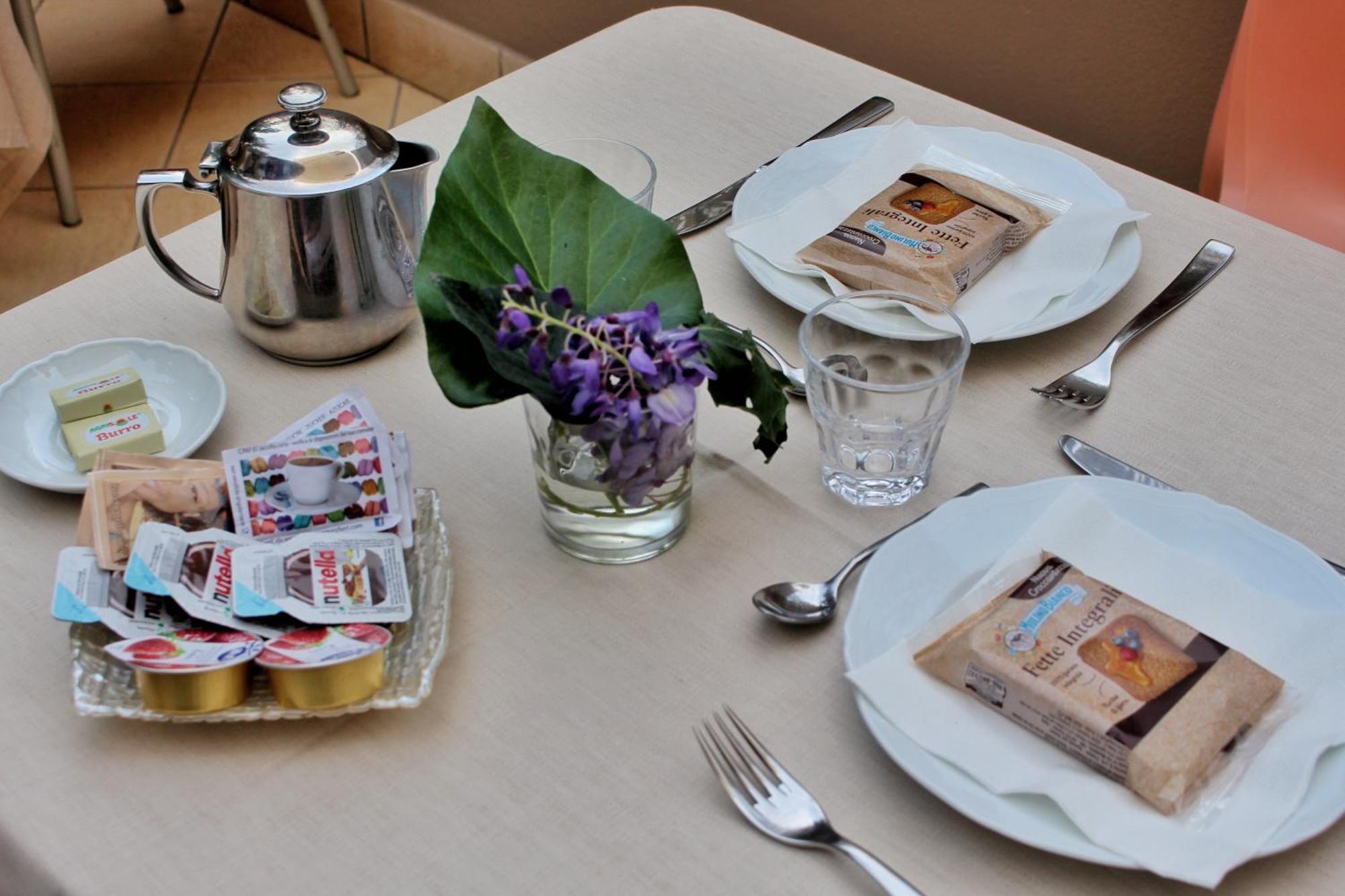 Bed and Breakfast La Piazzetta Giardini-Naxos Exterior foto